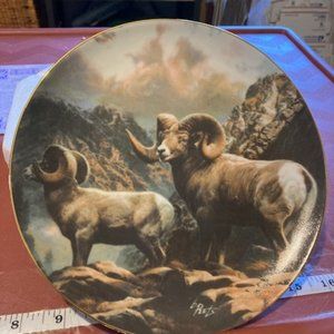 North American Hunting Club plate